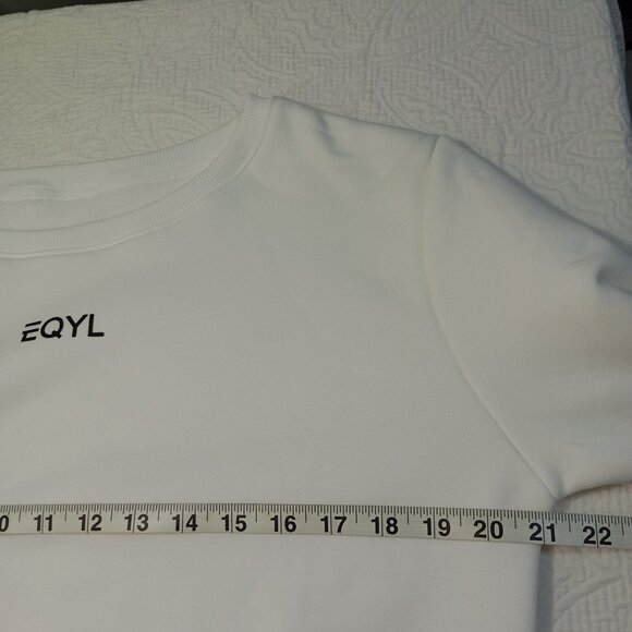 EQYL Sweatshirt Crop White Crewneck  Sise XL Womens Sport Sporty NWT - Picture 8 of 9